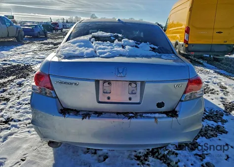 2010 Honda Accord Exl z USA, uszkodzony, nr VIN 1HGCP3F83AA008128